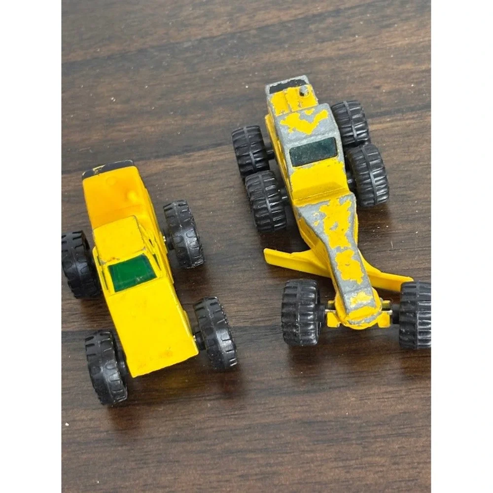 Vintage Tonka Diecast Construction Set 1992 Loader 1994 Grader Yellow Miniatures